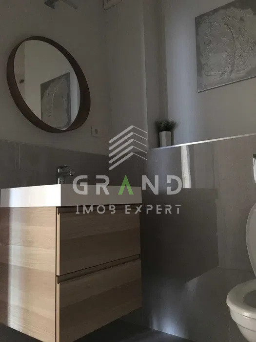 Închiriere Apartament Modern cu parcare lângă Roata Făget,cu vedere spre padure