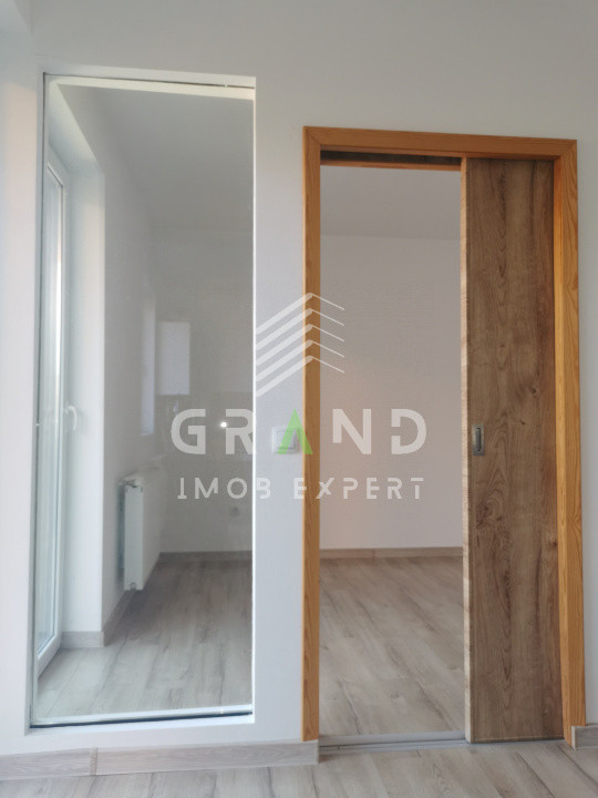 Apartament modern de vanzare, finisat, nemobilat, fara parcare,Etaj 1, Floresti