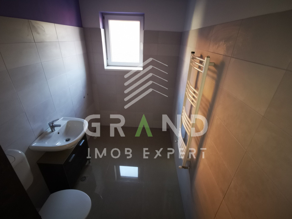 Apartament modern de vanzare, finisat, nemobilat, fara parcare,Etaj 1, Floresti