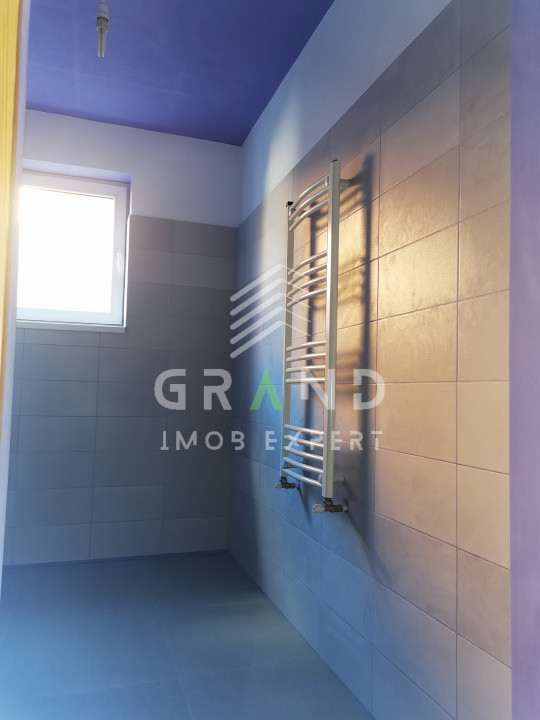 Apartament modern de vanzare, finisat, nemobilat, fara parcare,Etaj 1, Floresti