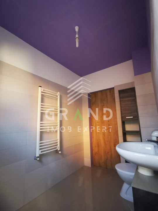 Apartament modern de vanzare, finisat, nemobilat, fara parcare,Etaj 1, Floresti