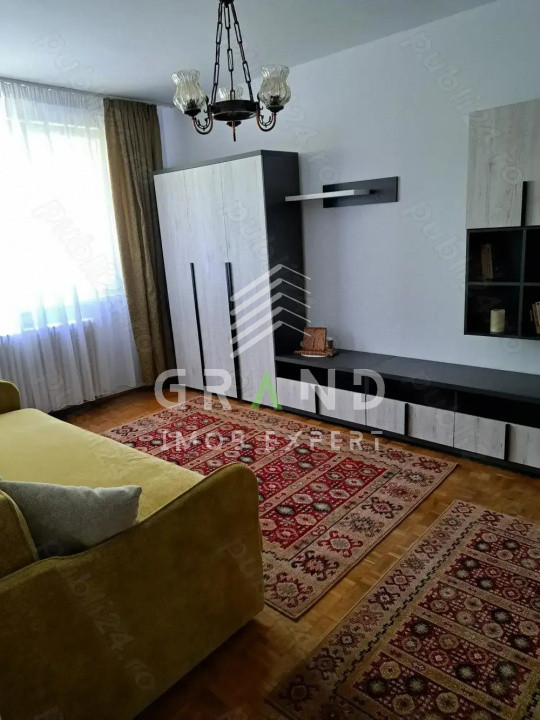 Ap 2 camere RENOVAT, BALCON, zona Semicentral/Polivalenta