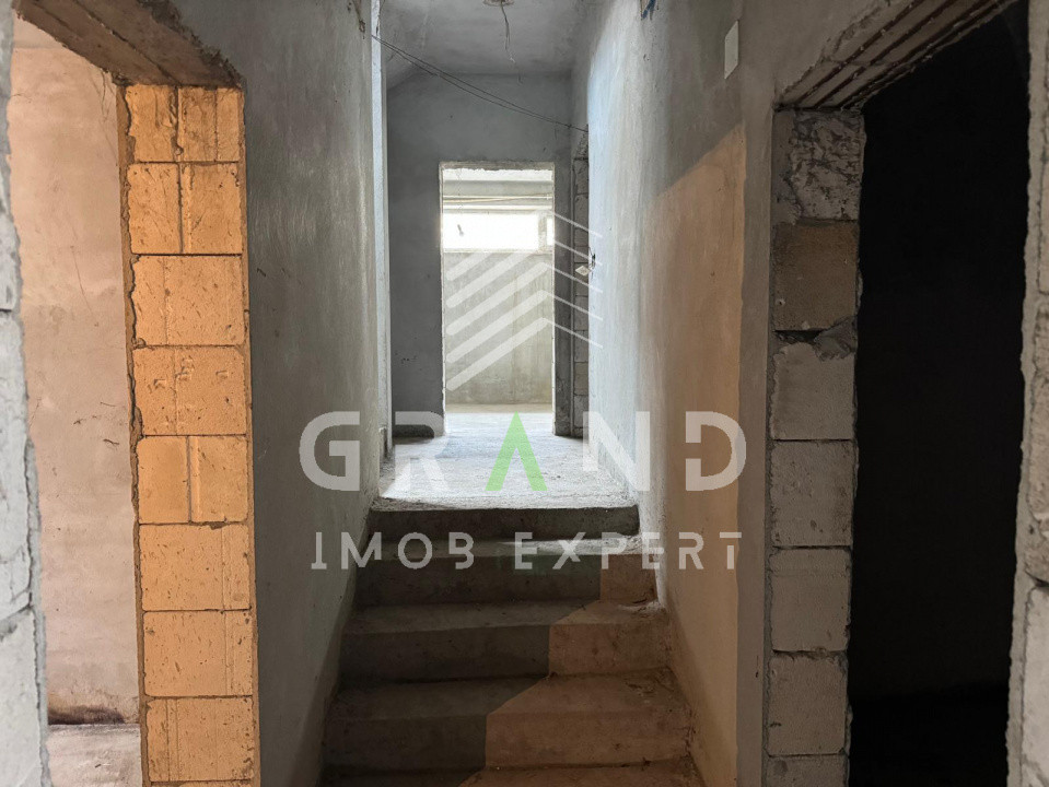 Casă de vanzare spațioasă, semifinisată, Someșeni – aproape de Leroy Merlin