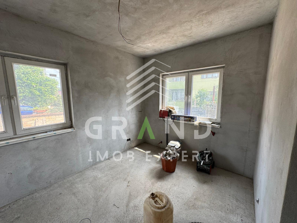 Casă de vanzare spațioasă, semifinisată, Someșeni – aproape de Leroy Merlin