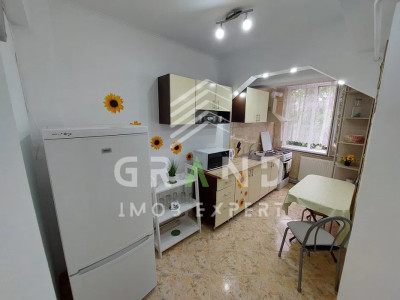 Ap 2 camere DECOMANDAT, PARCARE, zona Marasti/Pod Ira