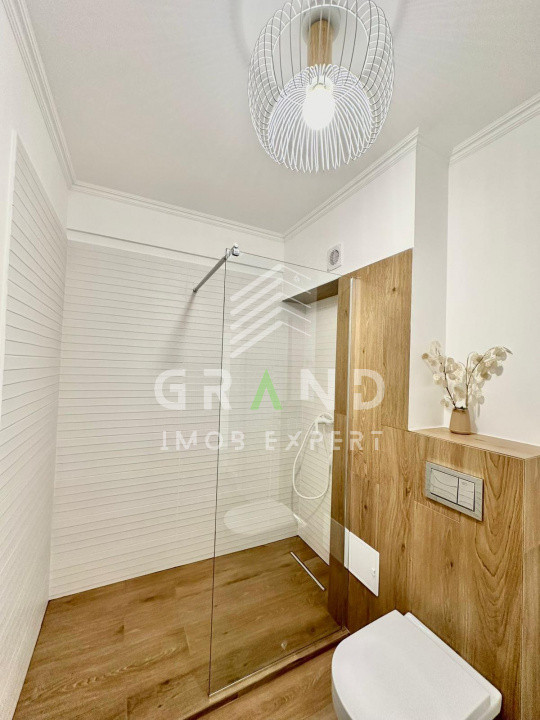 Apartament NOU,modern,cu 2 camere,55 mp,zona Terra!