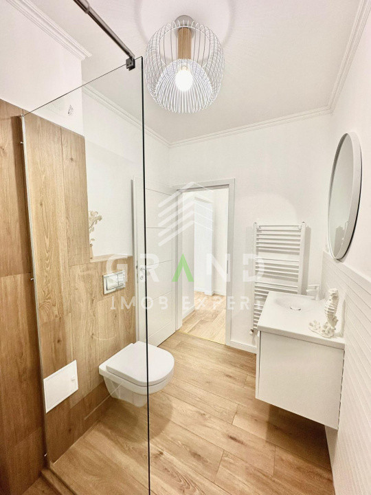 Apartament NOU,modern,cu 2 camere,55 mp,zona Terra!