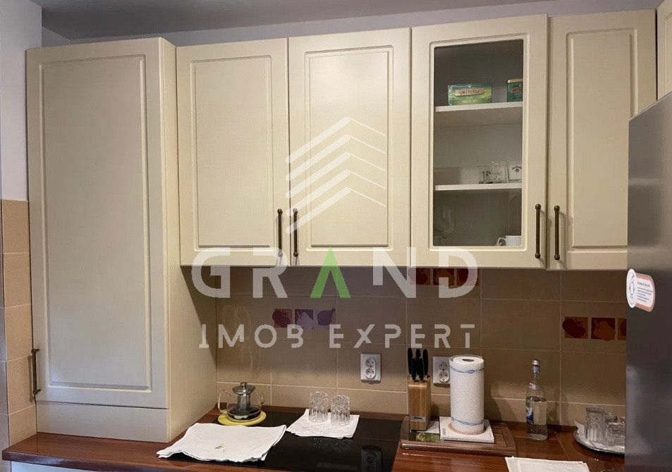 Apartament de inchiriat, confortabil, cu 2 camere–Zorilor, et.1,finisaje premium