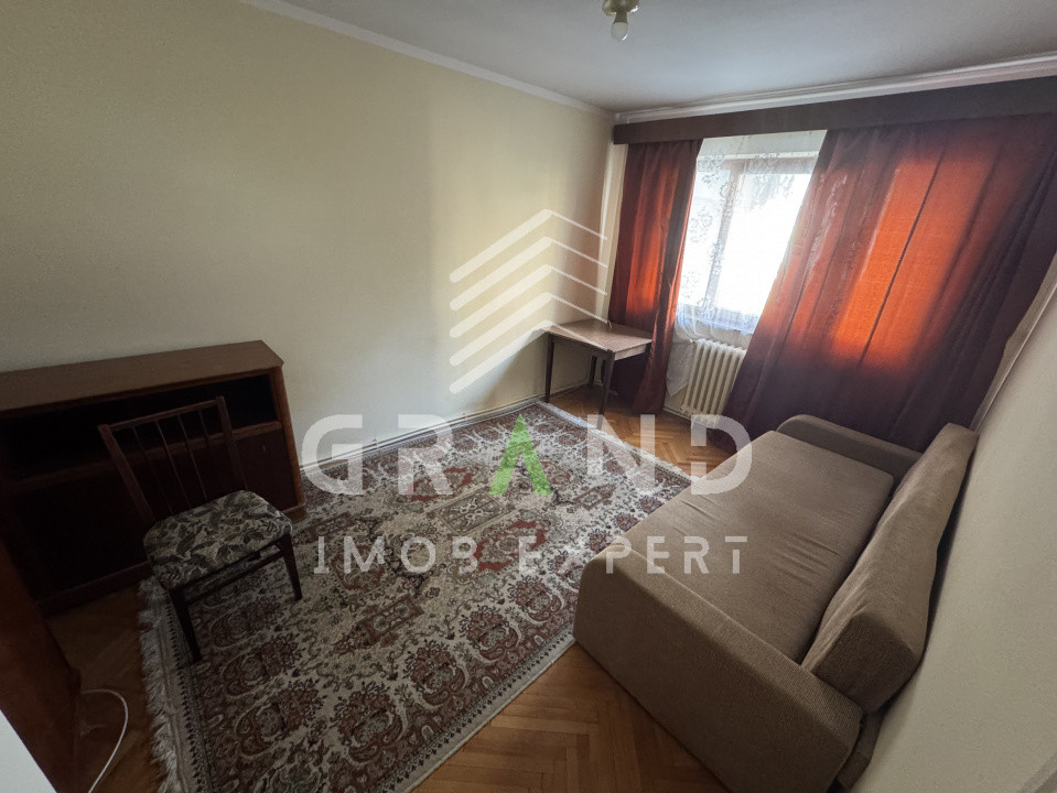 Ap. 3 camere | Decomandat | BALCON | Mănăștur – str. Parâng