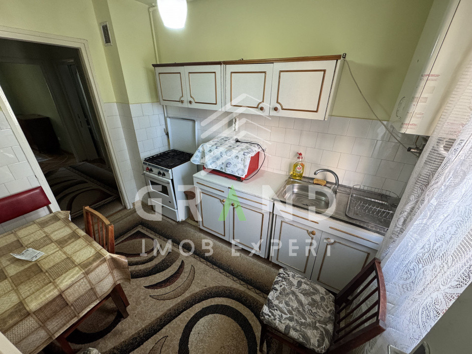 Ap. 3 camere | Decomandat | BALCON | Mănăștur – str. Parâng