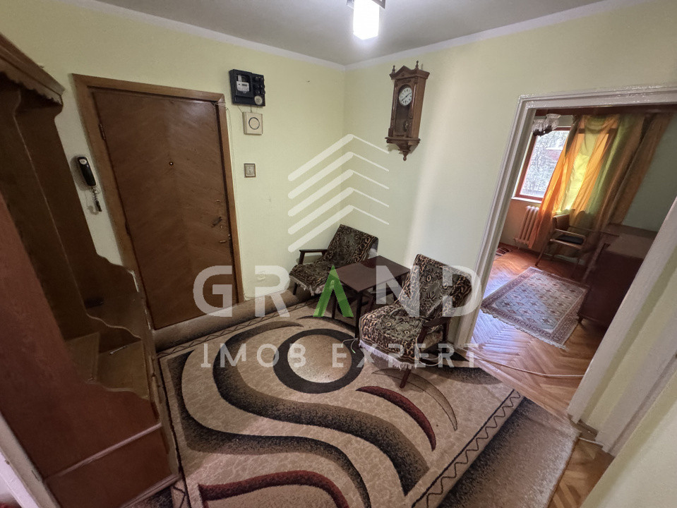 Ap. 3 camere | Decomandat | BALCON | Mănăștur – str. Parâng