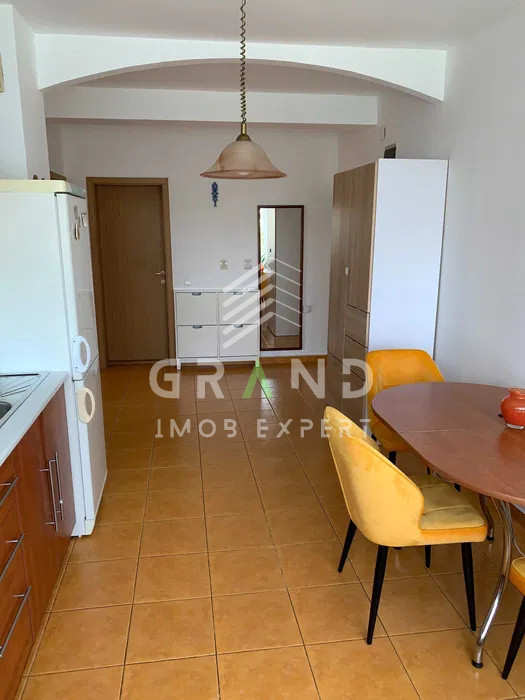 Apartament 2 camere decomandat în Zorilor – Gheorghe Dima, poziție excelenta