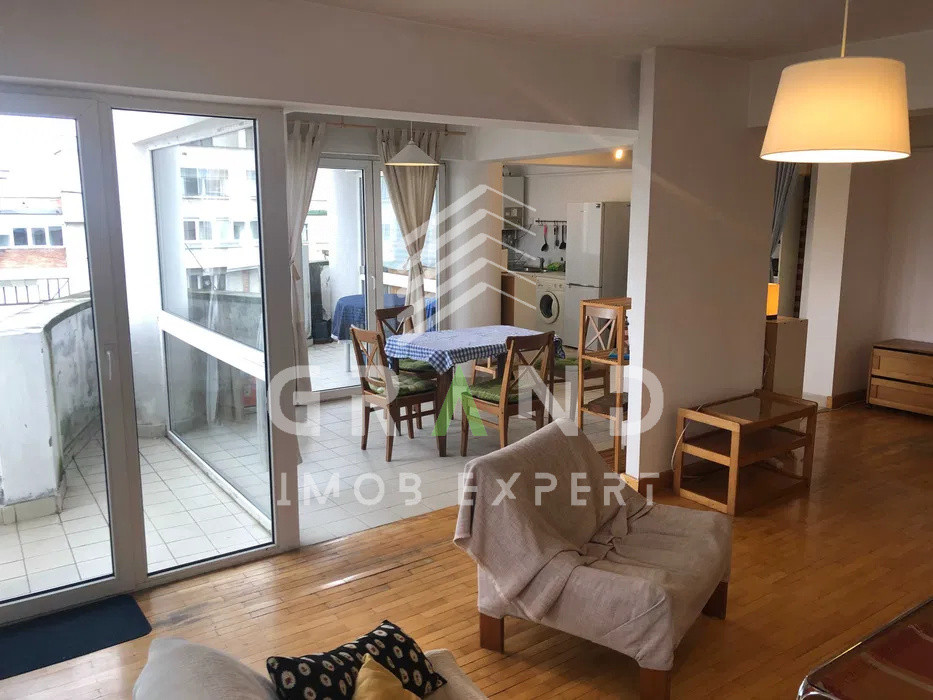 Apartament de inchiriat in zona semicentrala - Piata Cipariu, 80 mp + balcon