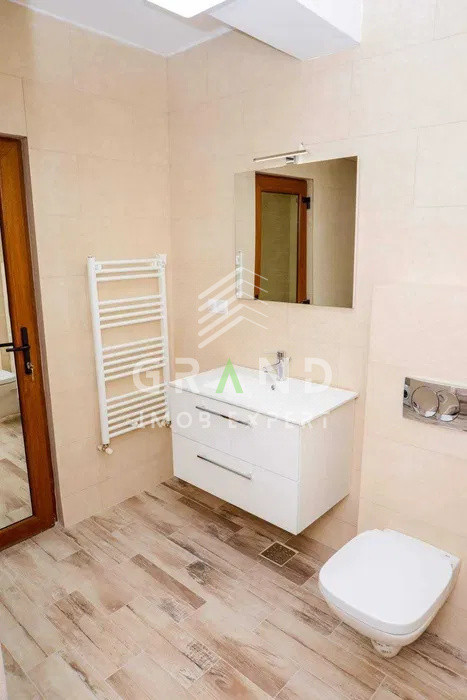 Vânzare: Apartament 2 camere, gata de mutat, parcare inclusă – zona Mărăști