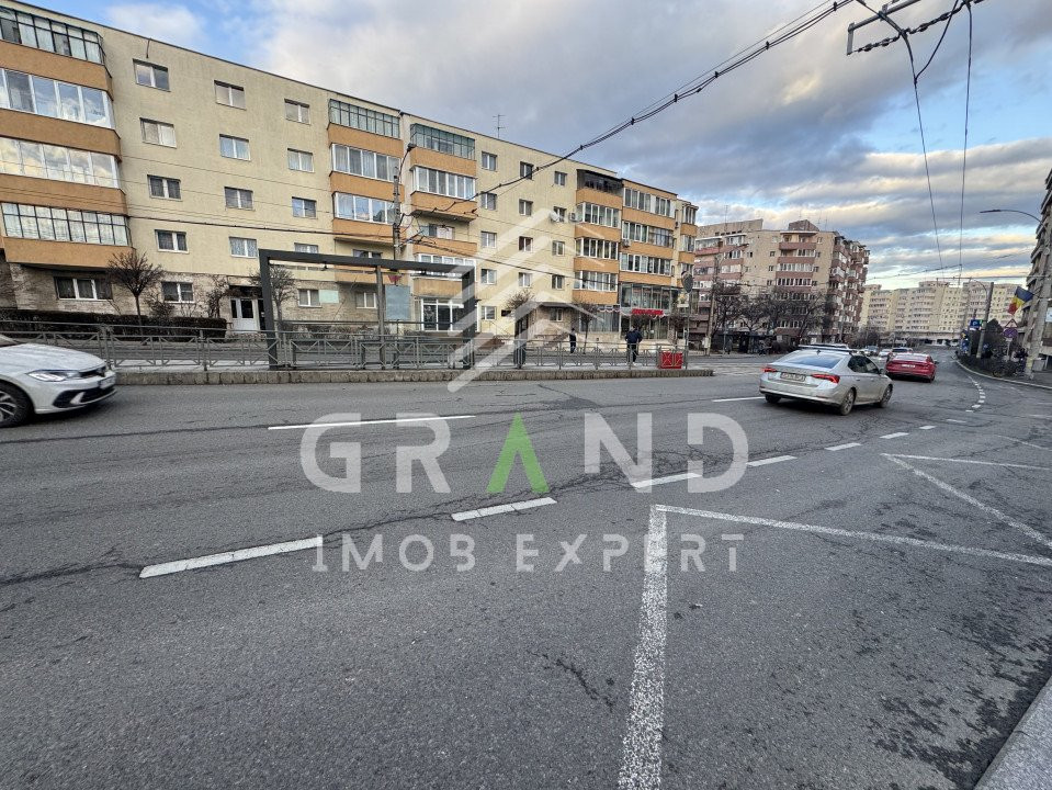 Ap 2 camere,RENOVAT si ECONOM,PARCARE in PARKING,Zona Manastur/MINERVA