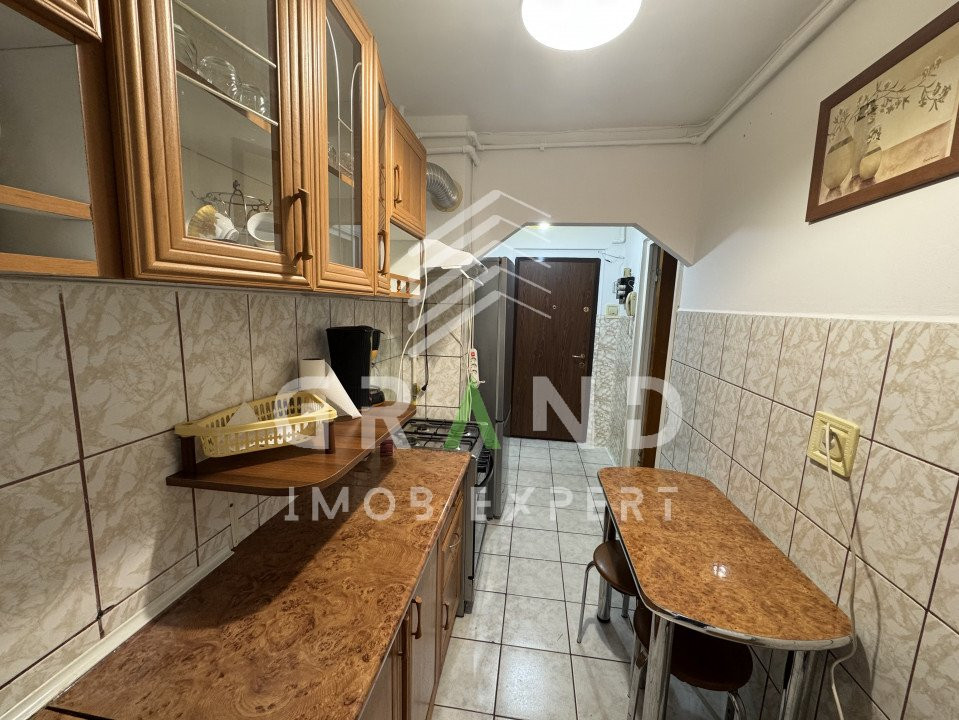 Ap 2 camere,RENOVAT si ECONOM,PARCARE in PARKING,Zona Manastur/MINERVA