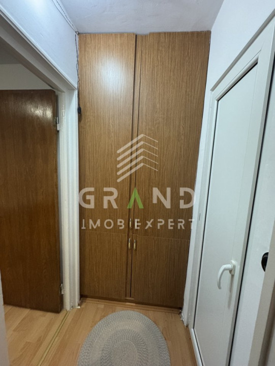 Ap 2 camere,RENOVAT si ECONOM,PARCARE in PARKING,Zona Manastur/MINERVA