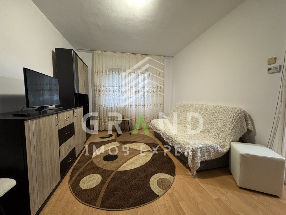 Ap 2 camere,RENOVAT si ECONOM,PARCARE in PARKING,Zona Manastur/MINERVA