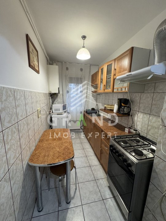 Ap 2 camere,RENOVAT si ECONOM,PARCARE in PARKING,Zona Manastur/MINERVA