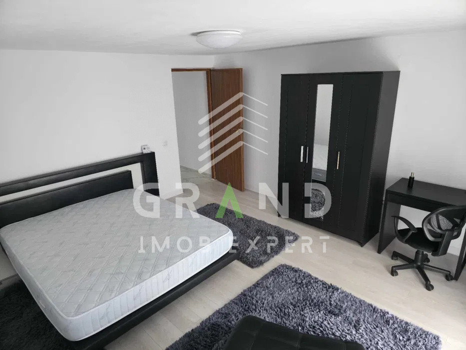 AP 1 camera DECOMANDAT, BALCON, PARCARE, zona Gruia