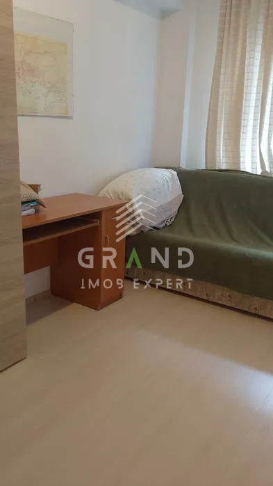 Vânzare apartament 2 camere + balcon,orientat estic, balcon, utilat,Calea Turzii