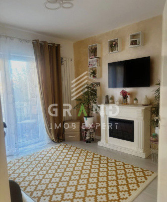 Vanzare Apartament 3 camere decomandat + parcare, mobilat si utilat, Florești