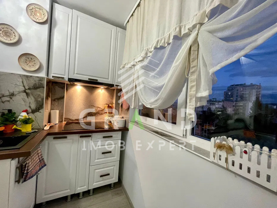 Vanzare Apartament 3 camere decomandat + parcare+debara – Calea Dorobanților