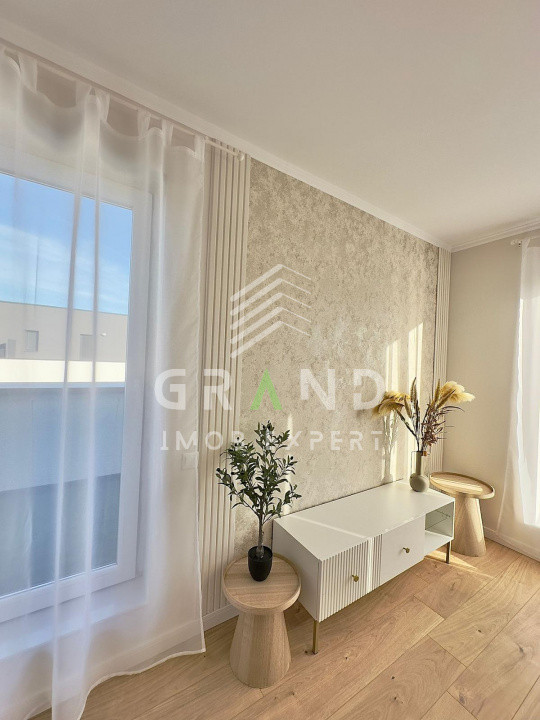 Apartament de vanzare:nou,ultrafinisat,mobilat,utilat cu terasa  25mp , Floresti