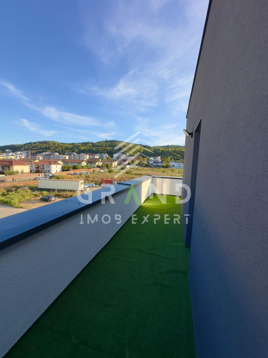 Apartament de vanzare:nou,ultrafinisat,mobilat,utilat cu terasa  25mp , Floresti