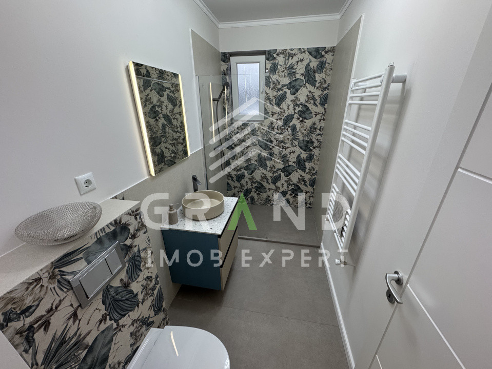 Apartament de vanzare:nou,ultrafinisat,mobilat,utilat cu terasa  25mp , Floresti