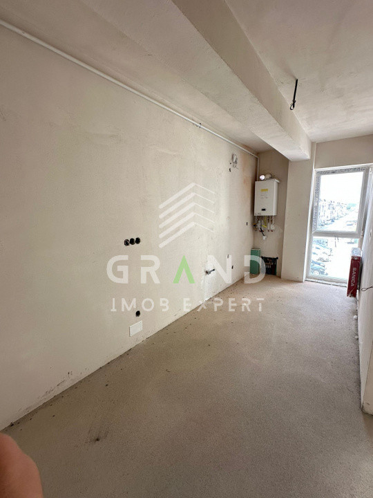 Apartament semifinisat de vanzare - 55mp + parcare, nemobilat,neutilat, Floresti