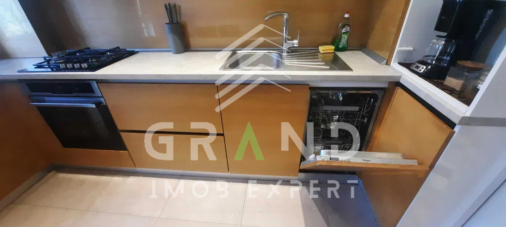 AP 2 camere DECOMANDAT, BALCON, PARCARE, zona Andrei Muresanu/Augustin Presecan