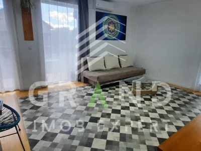 AP 2 camere DECOMANDAT, BALCON, PARCARE, zona Andrei Muresanu/Augustin Presecan