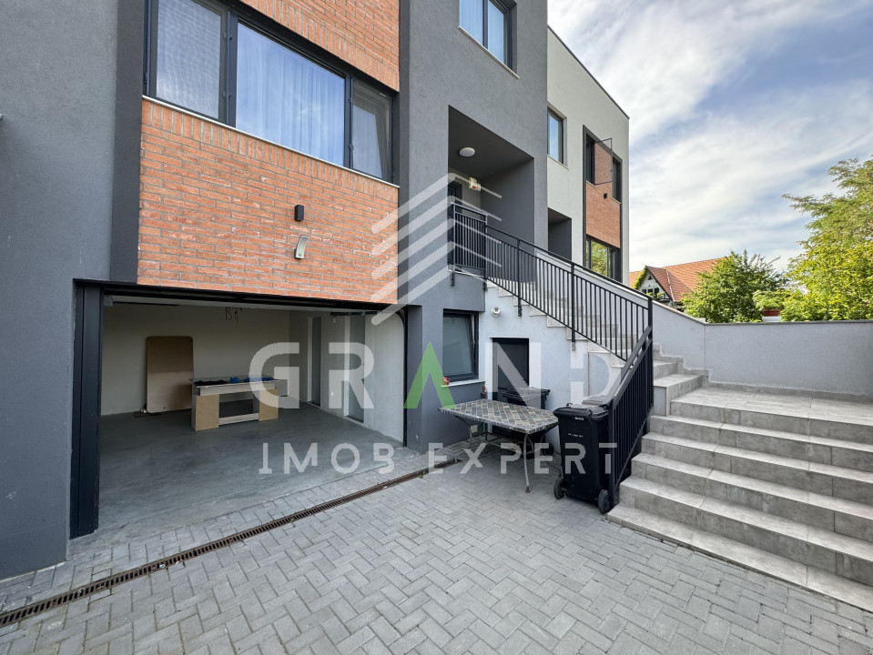 OPORTUNITATE!Casa 4 camere,TERASA+GRADINA,GARAJ,ZONA BORHANCI/ROMUL LADEA