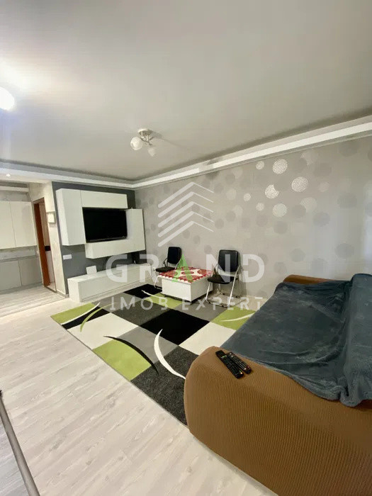 Vânzare apartament semidecomandat, 54 mp, 2 camere,  2 terase, lângă Vivo Mall