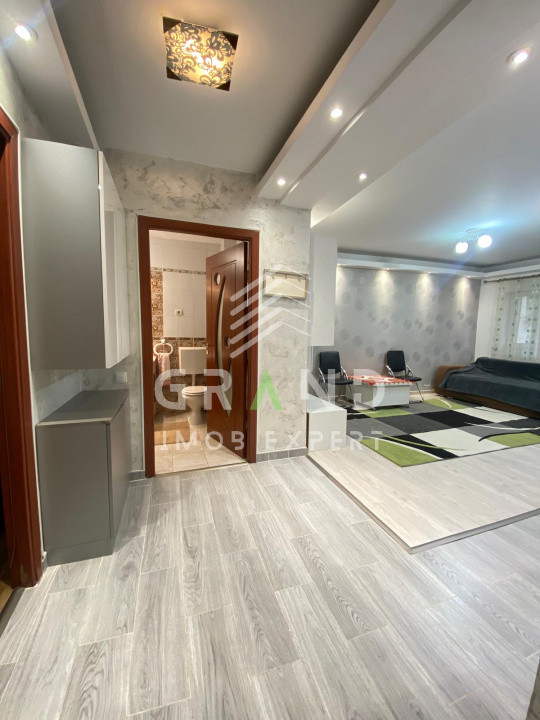 Vânzare apartament semidecomandat, 54 mp, 2 camere,  2 terase, lângă Vivo Mall