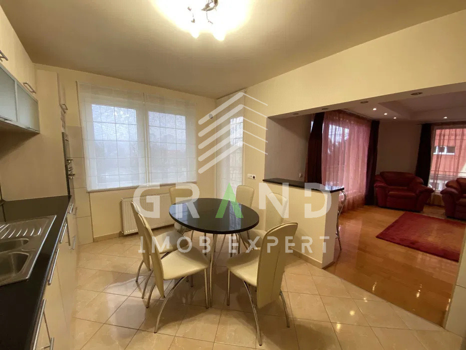 Inchiriere apartament 3 camere decomandat, 90 mp, garaj și parcare, Mănăștur