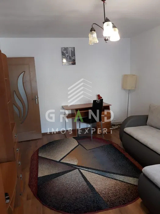 Închiriere apartament, 3 camere decomandate – cartier Zorilor, Cluj-Napoca