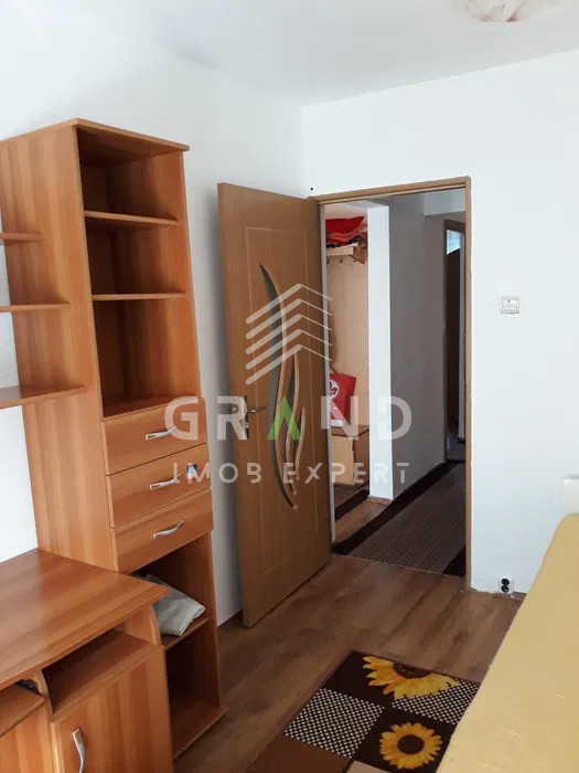 Închiriere apartament, 3 camere decomandate – cartier Zorilor, Cluj-Napoca