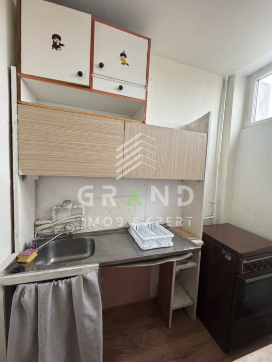 Oportunitate!Garsoniera,BALCON,economa,Zona MANASTUR/BIG