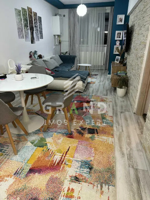 Vânzare apartament modern 3 camere, mobilat și utilat complet, + parcare, Iris