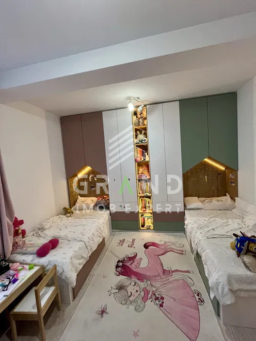 Vânzare apartament modern 3 camere + 2 parcări, zonă exclusivistă Bună Ziua