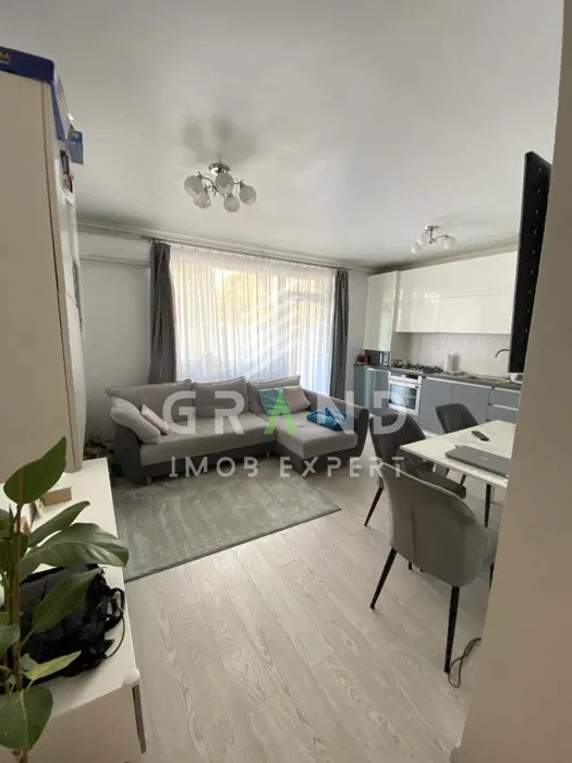 Vânzare apartament modern 3 camere + 2 parcări, zonă exclusivistă Bună Ziua