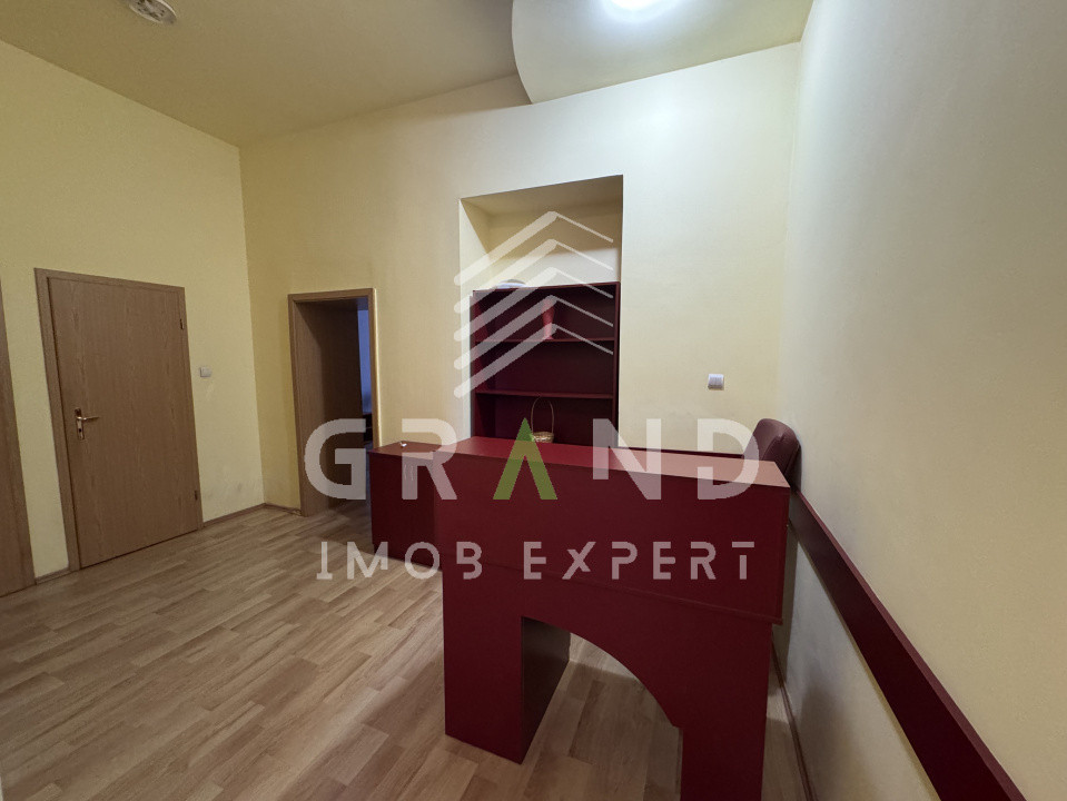 Spațiu de birouri cu 3 încăperi | 59 mp | Parcare | str. Horea/Centru