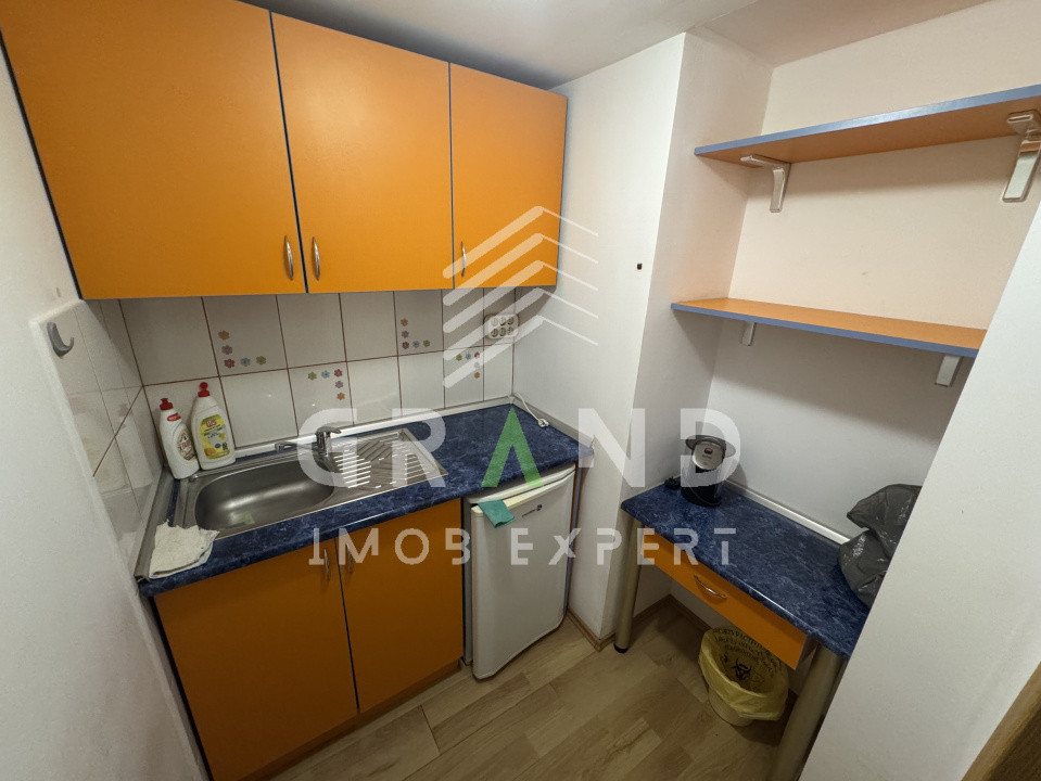 Spațiu de birouri cu 3 încăperi | 59 mp | Parcare | str. Horea/Centru
