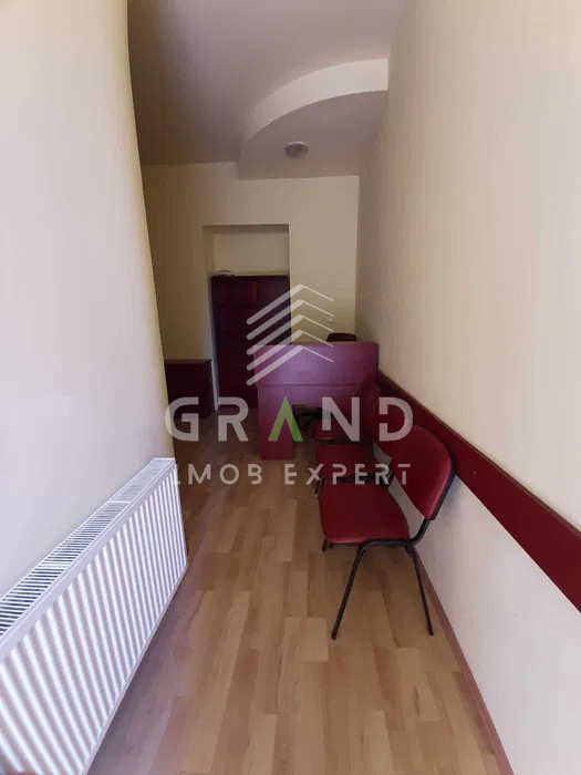 Spațiu de birouri cu 3 încăperi | 59 mp | Parcare | str. Horea/Centru