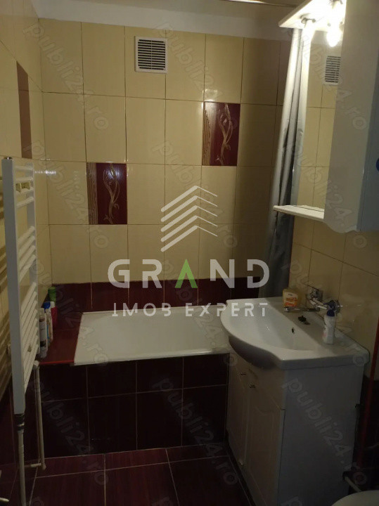 Ap 3 camere DECOMANDAT, 2 BALCOANE, PARCARE, zona Manastur