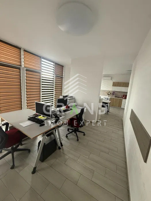 Vânzare apartament 2 camere, finisat, parcare,bloc nou, Florești,str.Avram Iancu