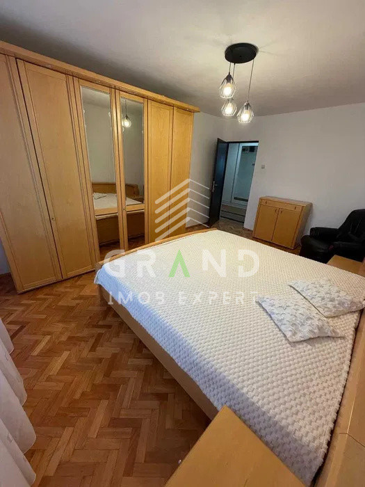 Închiriere apartament 2 camere, decomandat 56 mp, – Str. Parâng, Mănăștur, Cluj