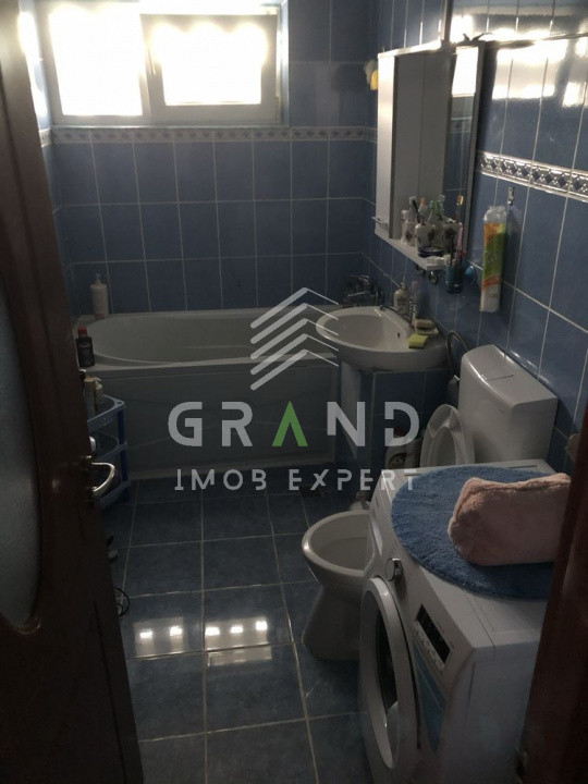 3 camere | Decomandat | 67 mp+Balcon | 2 Parcări+Boxă | Mănăștur–Aleea Negoiu